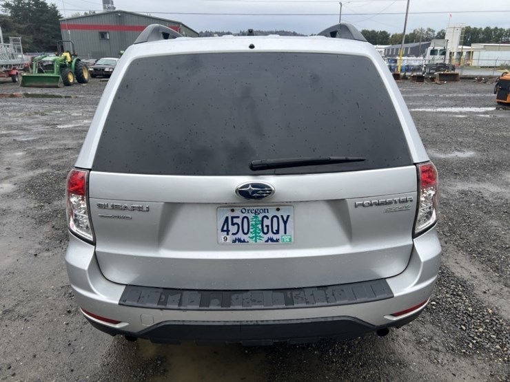 2011-subaru-forester-image-5