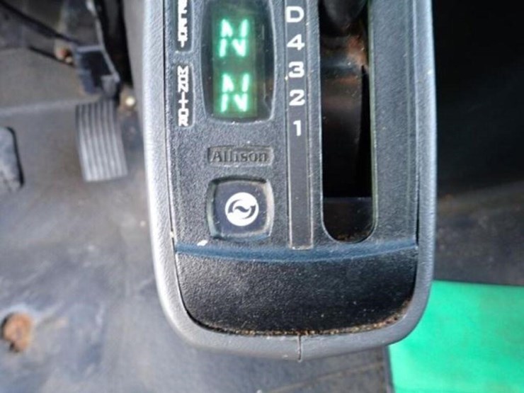 2008-international-durastar-4400-t/a-van-truck-1ht-image-18