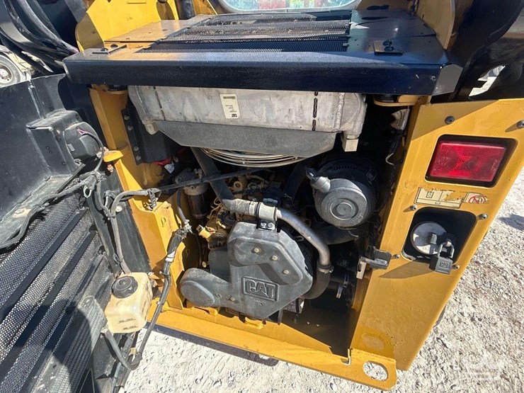 caterpillar-249d-image-7