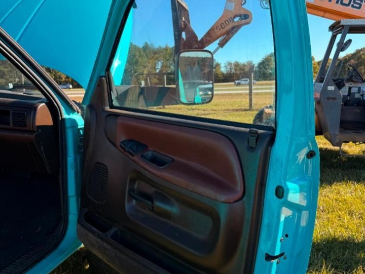 1996-dodge-ram-3500-image-20