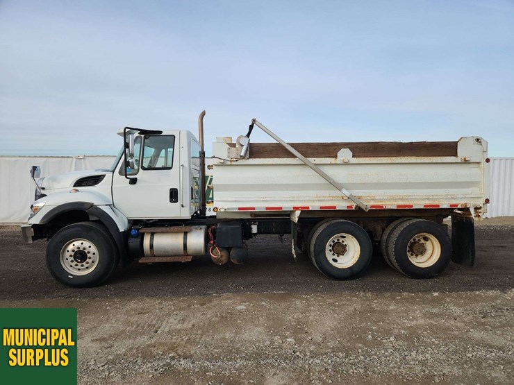 2018-international-workstar-7400-image-8