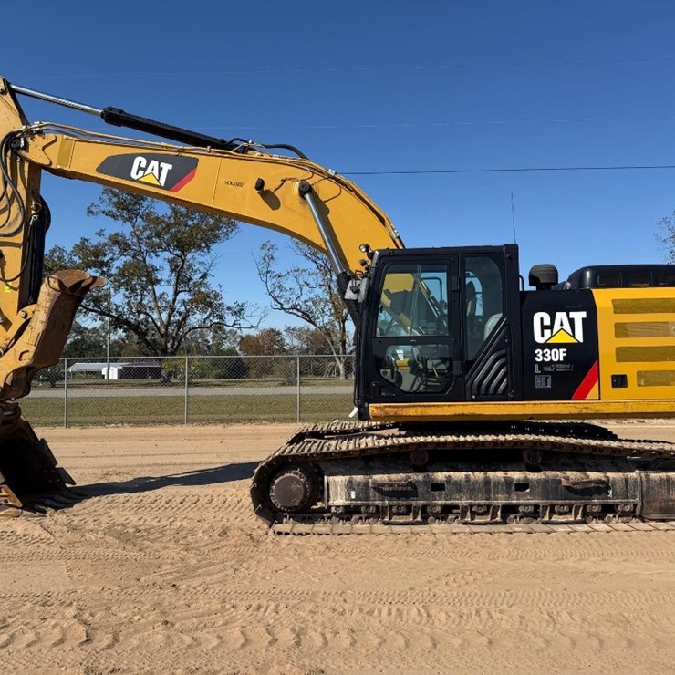 2019 CATERPILLAR 330
