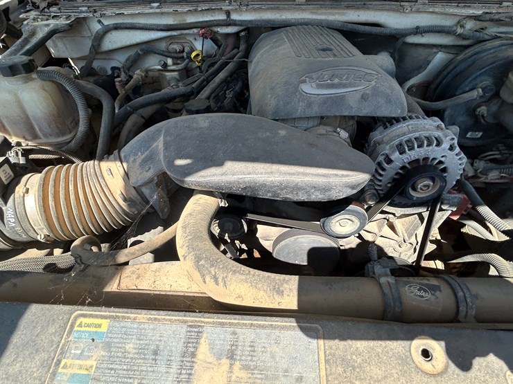 2007-chevrolet-silverado-image-16