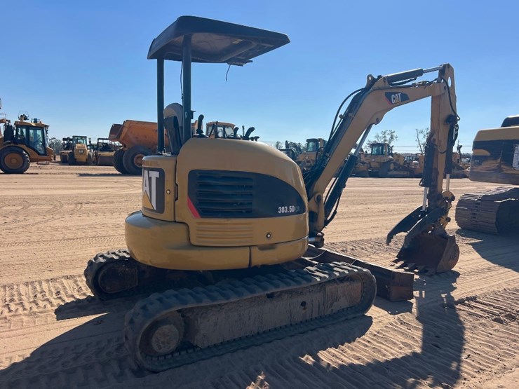 2012-caterpillar-303.5d-cr-image-4