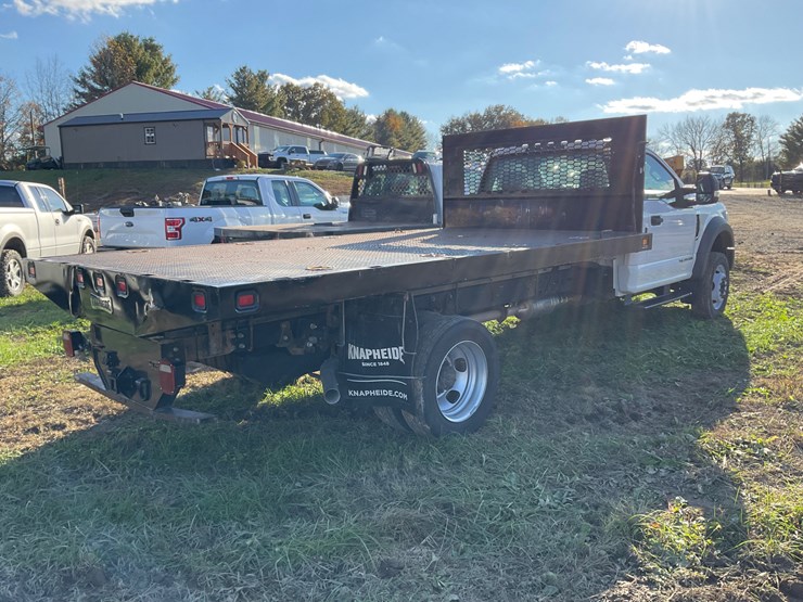 2020-ford-f550-image-3