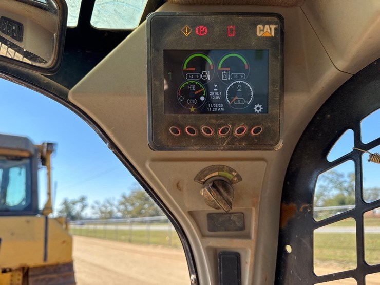 2021-caterpillar-289d3-image-26