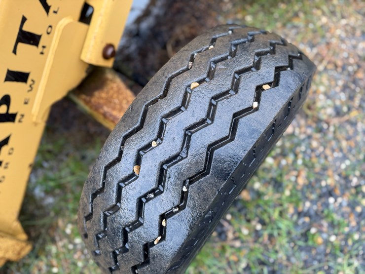 #22581-•-inop-ford-550d-backhoe-loader-image-37