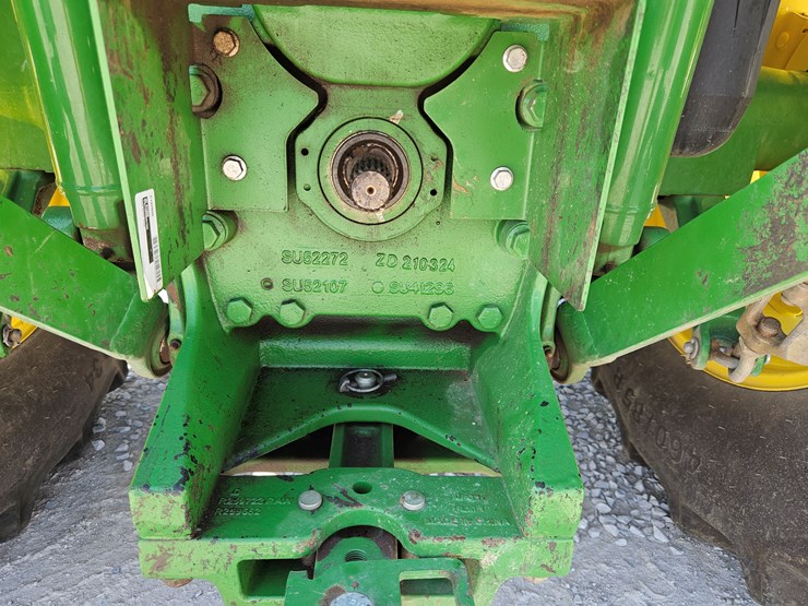 2021-john-deere-6135e-image-15