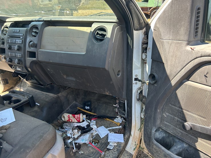 2010-ford-f150-image-19