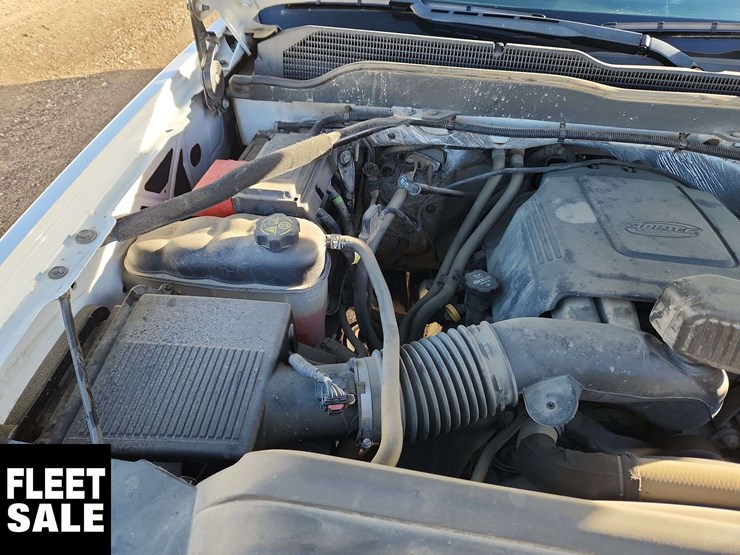 2016-chevrolet-silverado-2500hd-image-29