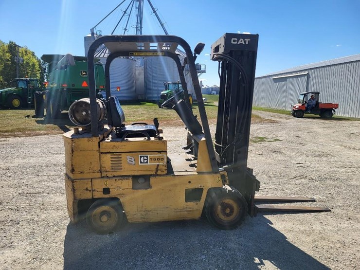 clark-t500-forklift-image-6