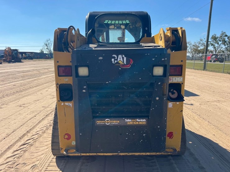 2020-caterpillar-239d3-image-3