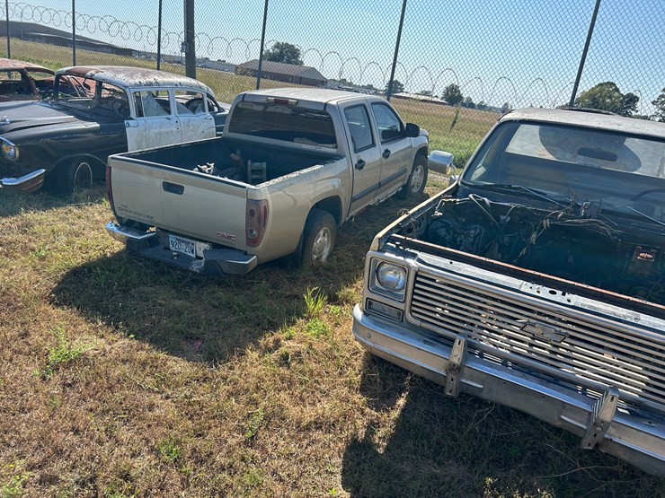 2004-gmc-canyon-image-3