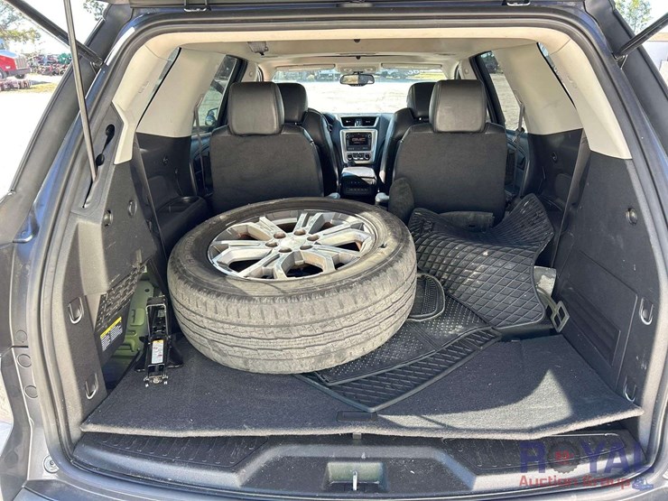 2014-gmc-acadia-image-25