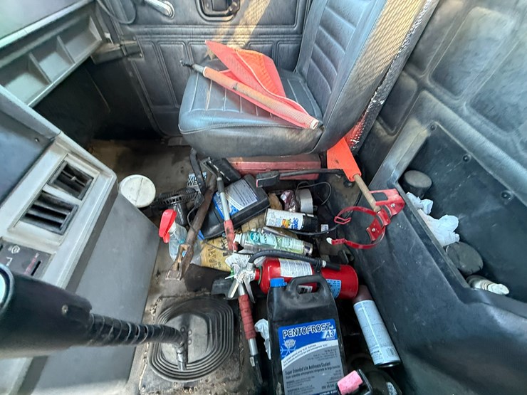 1995-mack-ch613-image-78