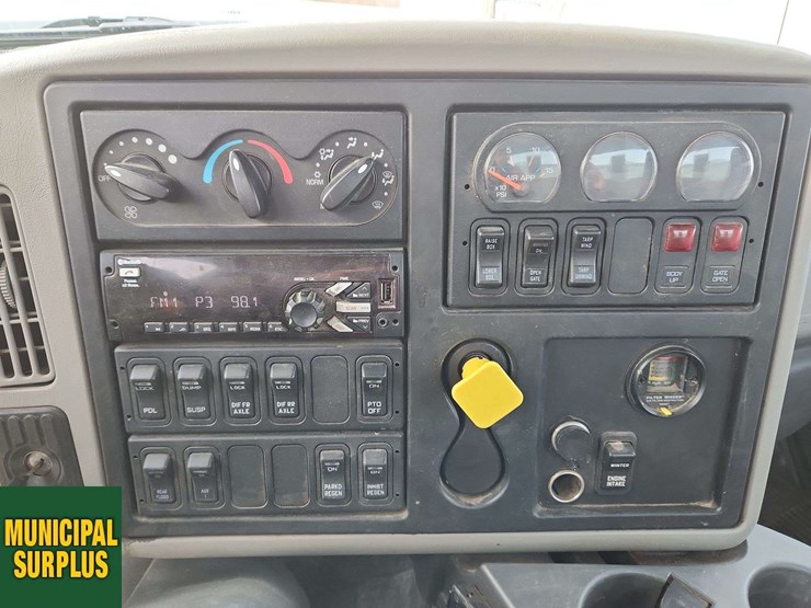 2018-international-workstar-7400-image-27