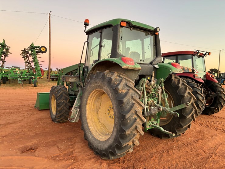 2013-john-deere-7130-image-4
