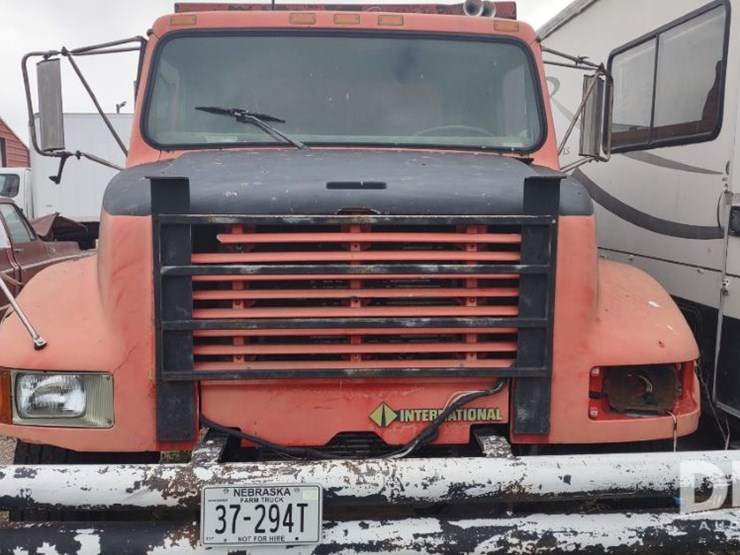1993-international-4900-image-2