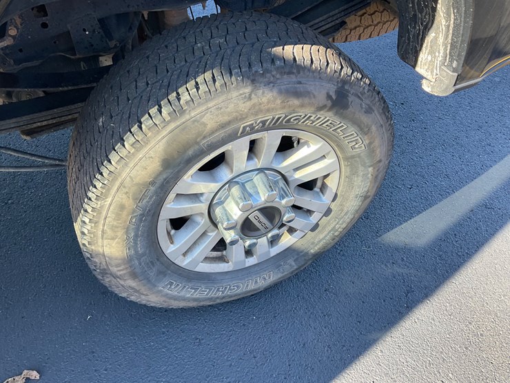 2017-ford-f350-image-10