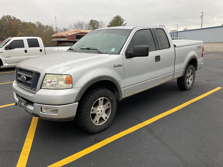 2004-ford-f150-image-1