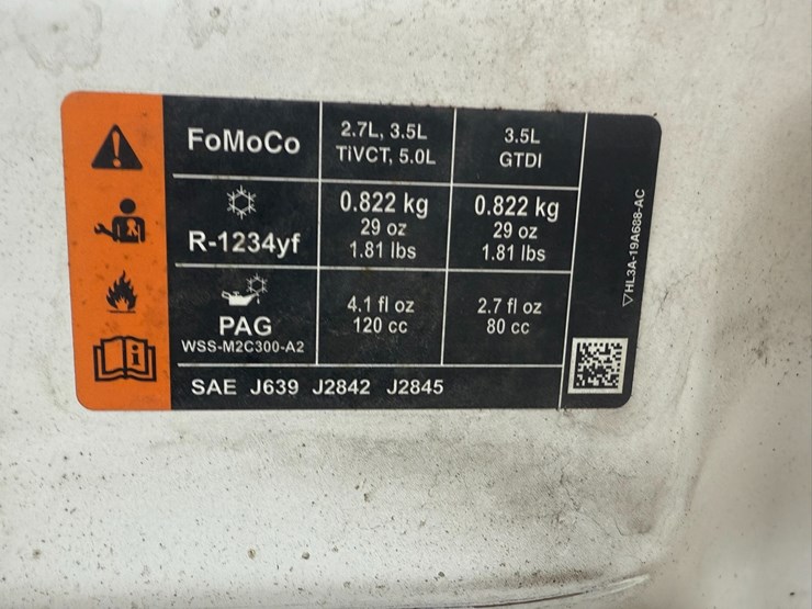 2017-ford-f150-image-23