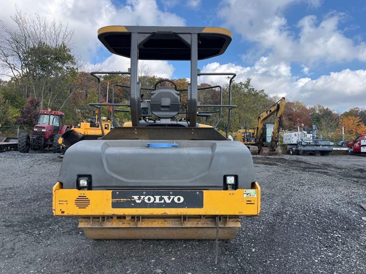 volvo-dd120b-image-3