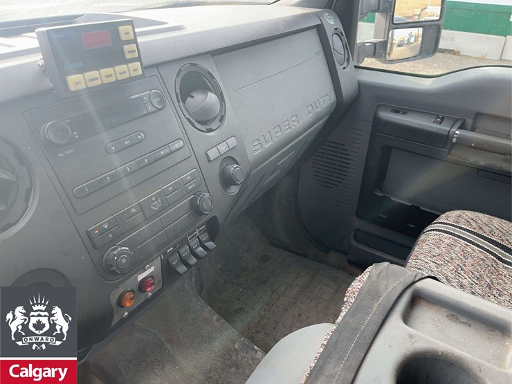 2015-ford-f550-image-14