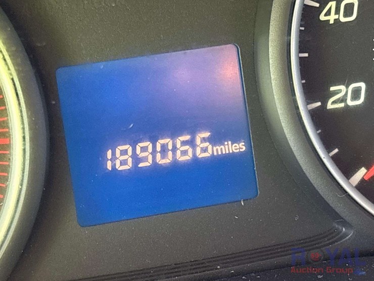 2016-mitsubishi-outlander-image-6