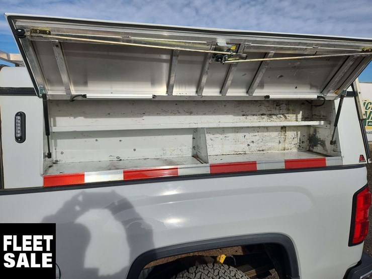 2018-gmc-sierra-2500hd-image-25