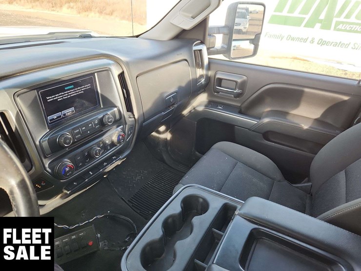 2017-chevrolet-silverado-1500-image-16