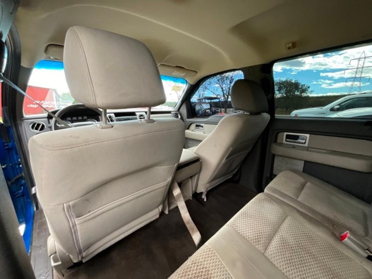 2010-ford-f150-xlt-image-25