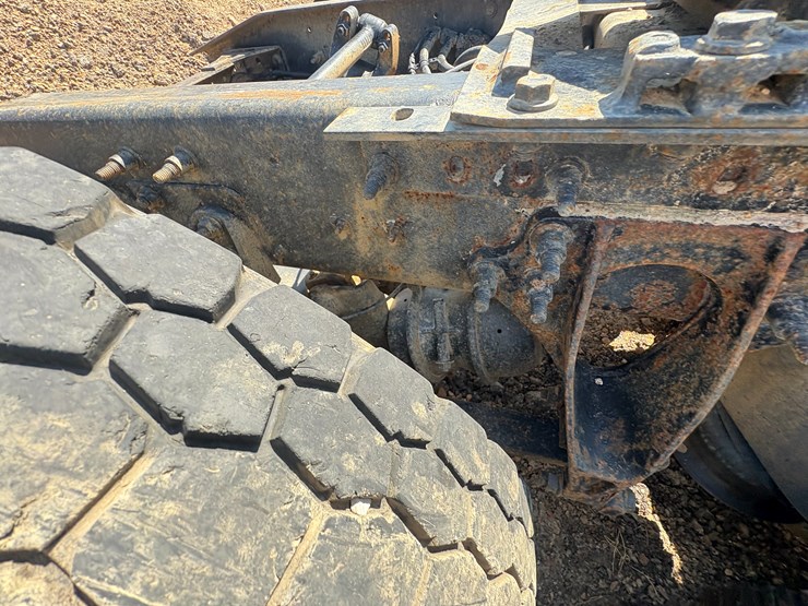 #22534-•-2014-freightliner-prostar-lf-687-t/a-daycab-truck-tractor-vin:-1hsdjsnr4eh099715-image-23