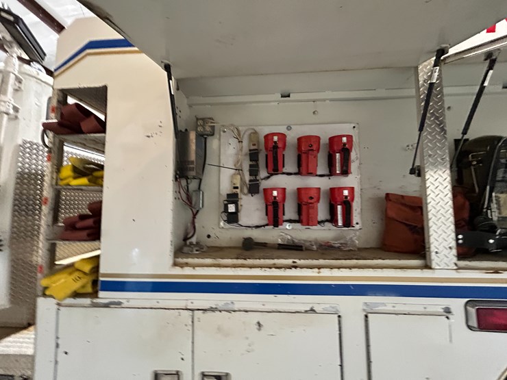 1993-freightliner-fl80-image-20