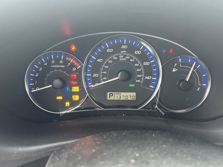 2011-subaru-forester-image-25