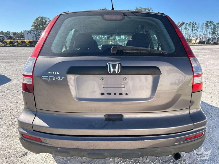 2010-honda-crv-image-26