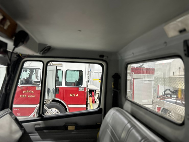 1993-freightliner-fl80-image-62