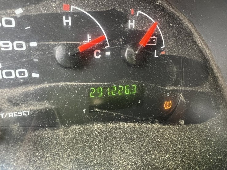 2008-ford-e250-sd-image-27