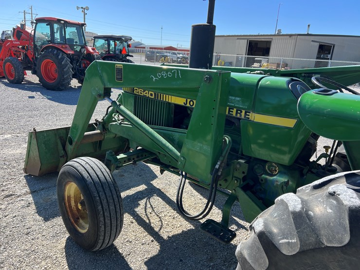 1981-john-deere-2640-image-20