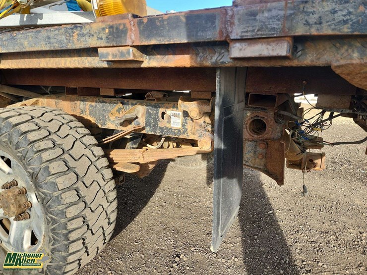 2004-dodge-ram-3500-image-40