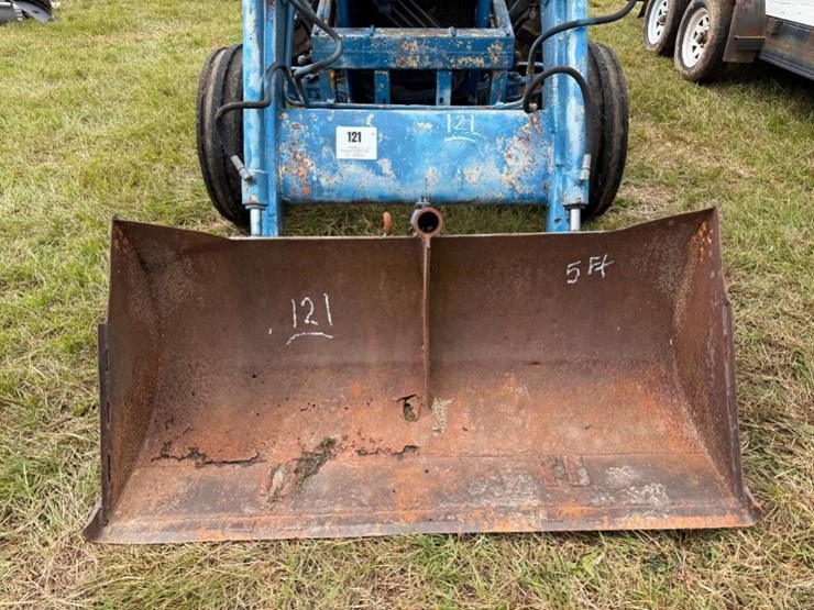 ford-tractor-image-2