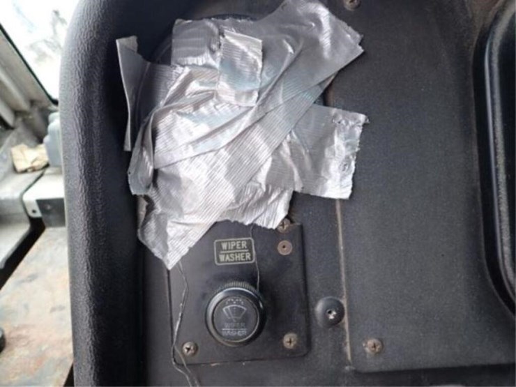 2015-freightliner-mt55-image-20