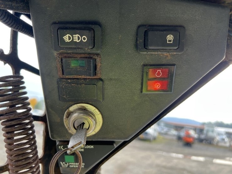 1994-bobcat-753-image-23