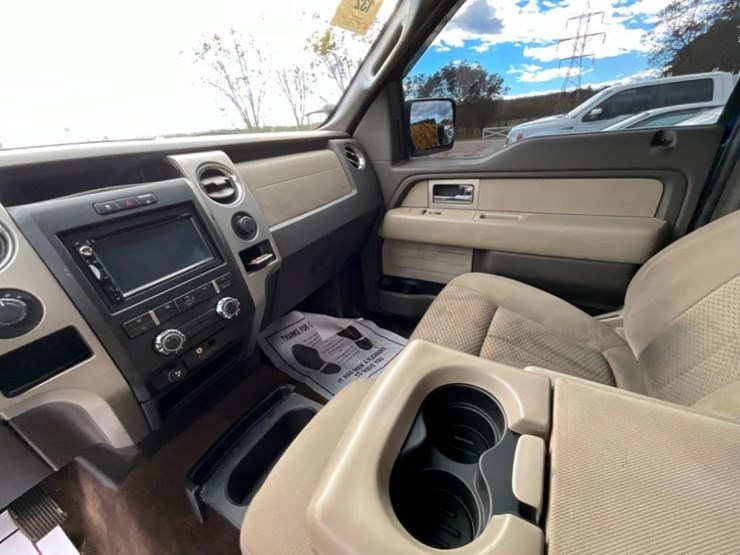 2010-ford-f150-xlt-image-13