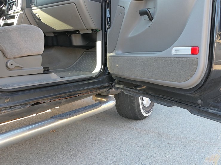 2005-chevy-avalanche-4x4-4dr-pickup,-sn:3gnek12z85g233782,-5.3l-v8,-4wd,-18-image-18