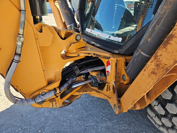 2016-case-590sn-image-25