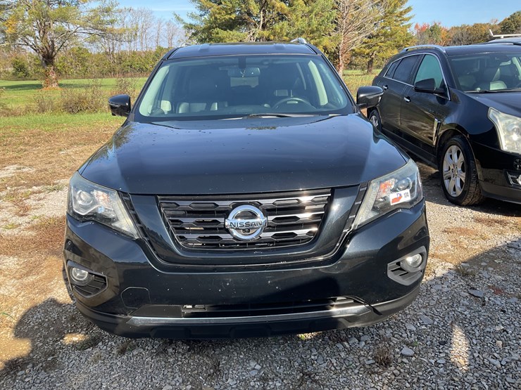 2017-nissan-pathfinder-image-7