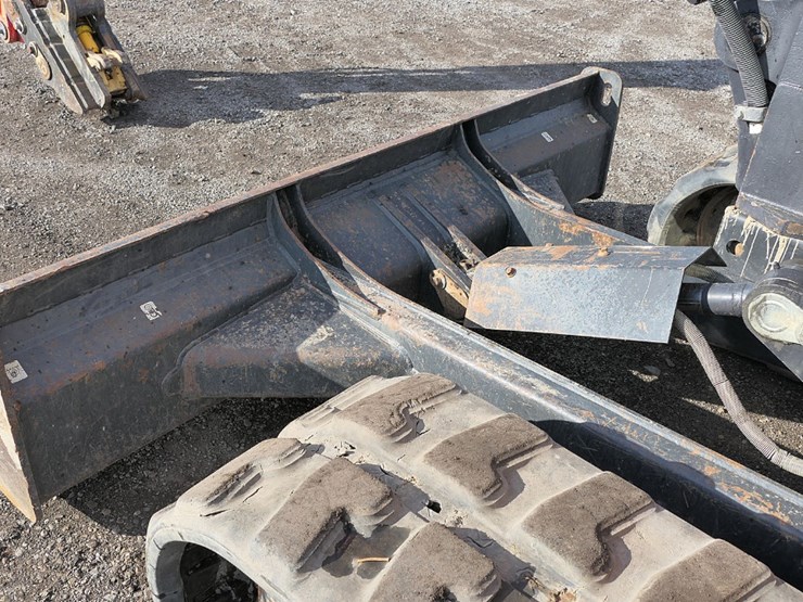 2017-kubota-kx080-image-14