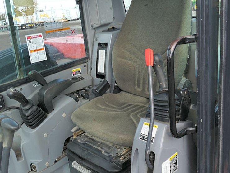 2017-kubota-kx080-image-35