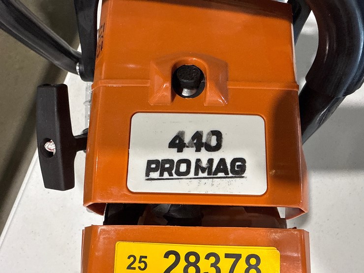 #28378-•-unused-pro-mag-440-28"-commercial-chainsaw-image-5