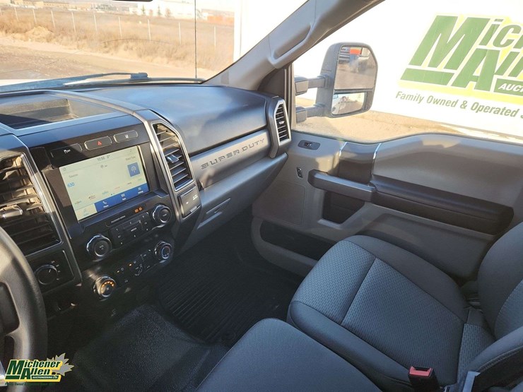 2020-ford-f250-image-21